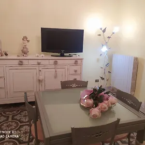 Lu Menzaricchia Centro Storico Di . Appartamento